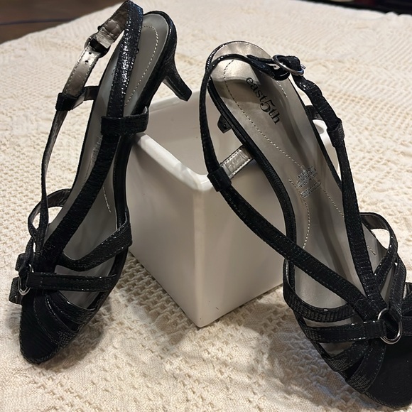 Está5th black shoes 8.5 M - Picture 10 of 15